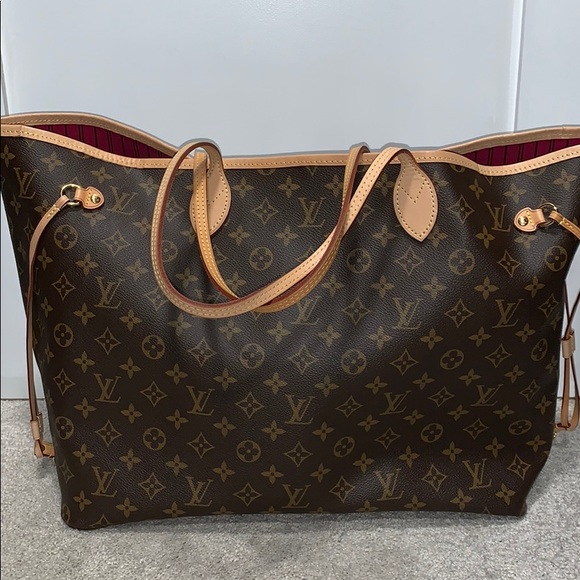 Louis Vuitton Handbags - Louis Vuitton Neverfull GM 2019